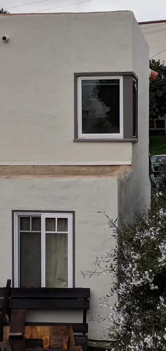 Mediterranean House Water Problems at Parapet Joints