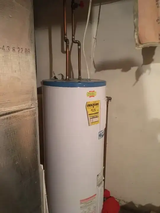 And here's the entire heater, the valve is at the top in shadow