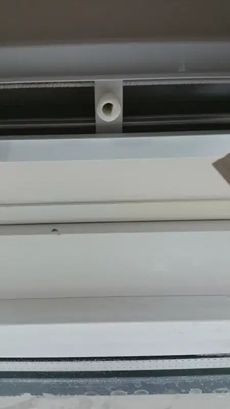 Shelf stabilizers