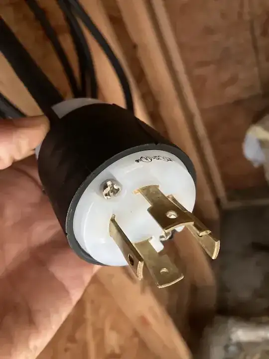 four prong plug