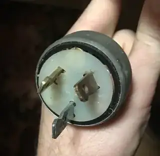 nema 10-20 plug