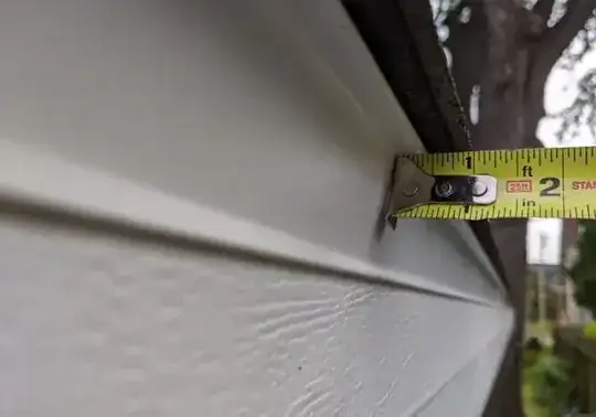 Roof edge showing overhang