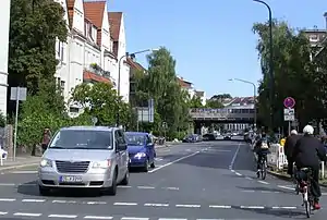 A German two-way street with softly separating cycle lanesTagging: cycleway=lane + cycleway:lane=advisory
