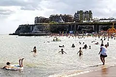 One example for Merkmal : Schwimmen und Baden