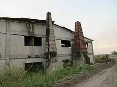 abandoned:building=* (in serious disrepair)