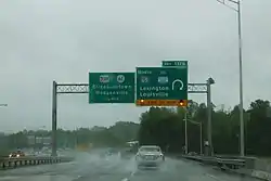 Right:junction:ref=137Bdestination:ref=I 65 Northdestination:street:to=Bluegrass Parkwaydestination=Lexington;Louisvillemaxspeed:advisory=20 mph